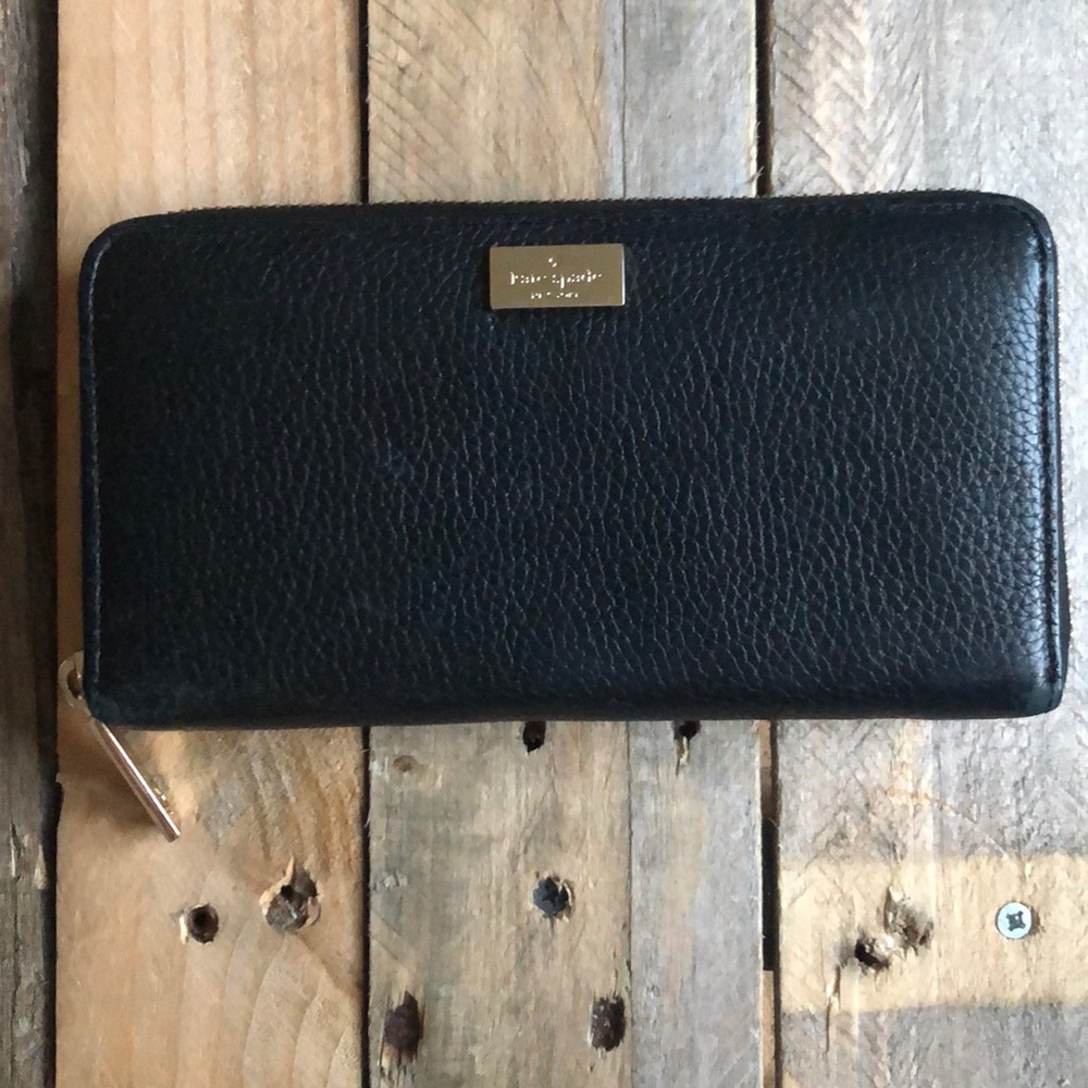Kate Spade Black Leather Wallet Gold Detail